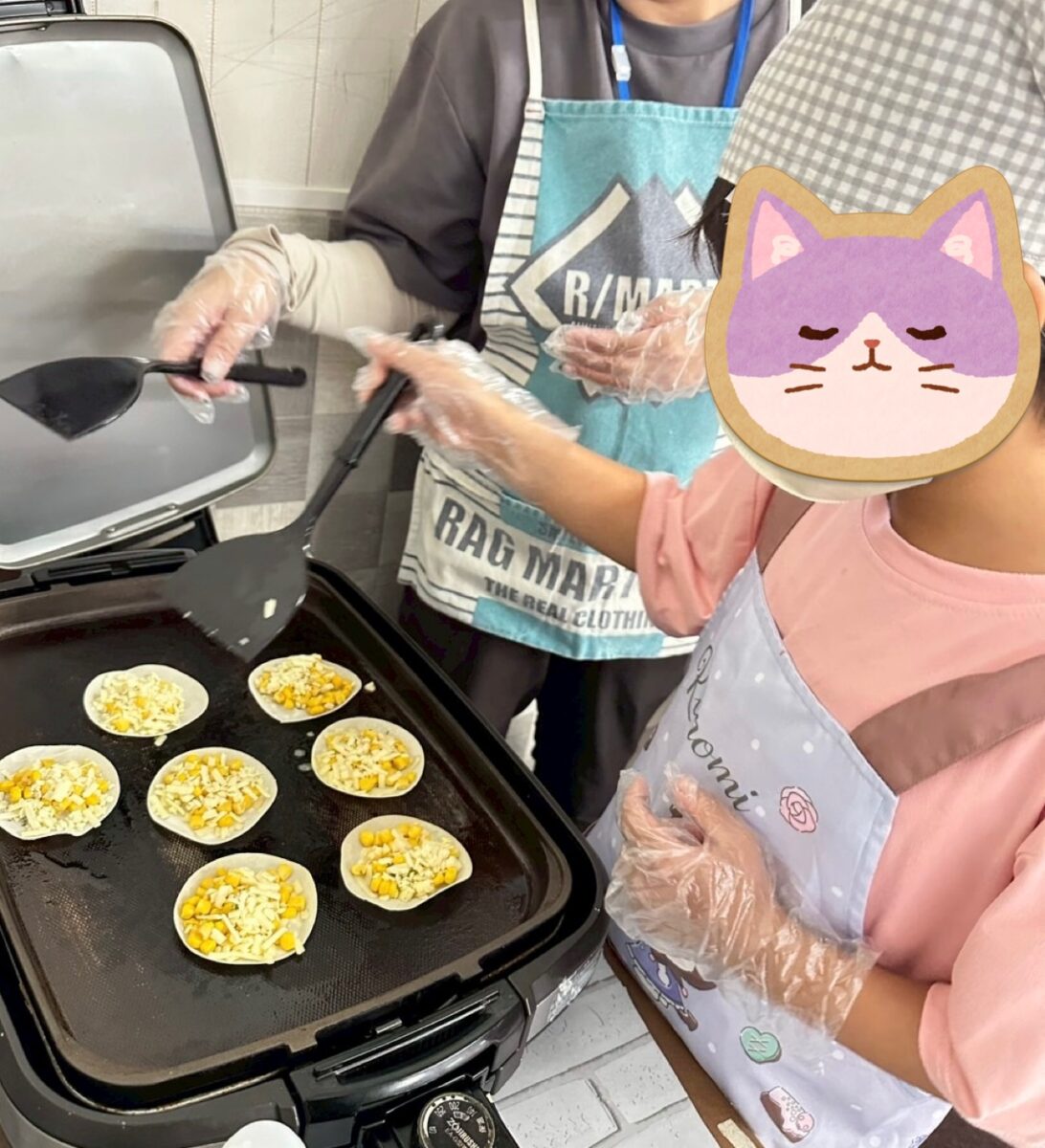 9月23日、餃子の皮のピザを作りました!